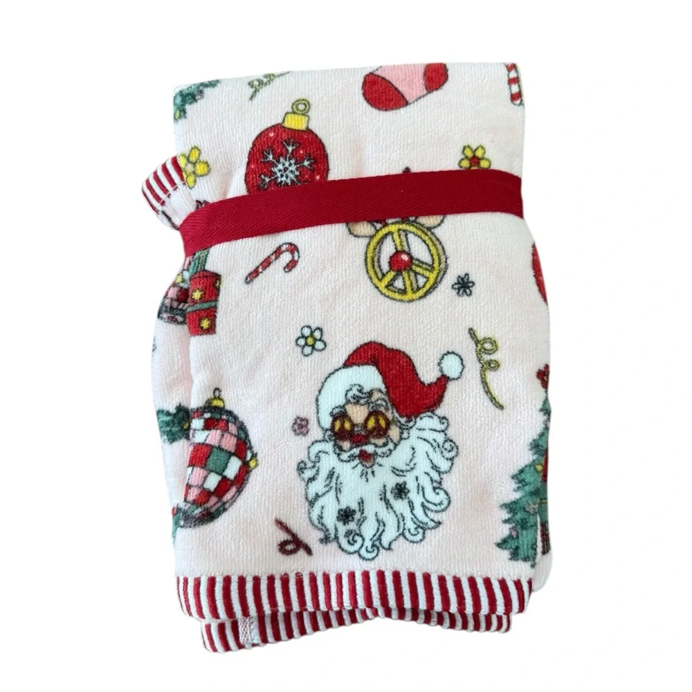 ENVOGUE Holiday / Christmas Set of Two Cotton Hand Towels - Festive Pink and Red